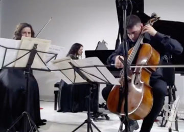 Trio... con Brio